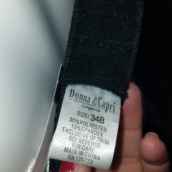 NWT - Black & White Pinstripe Bra & Thong Set - Picture 6 of 7